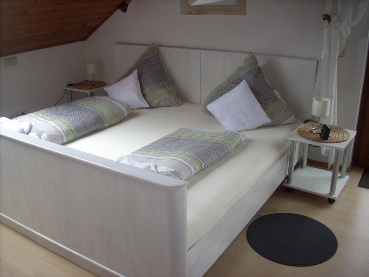 Ferienwohnung Lahntal/Taunus Huttenberg Esterno foto